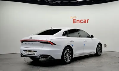Hyundai Grandeur 2021, 89936 км, за 12421.54 USD