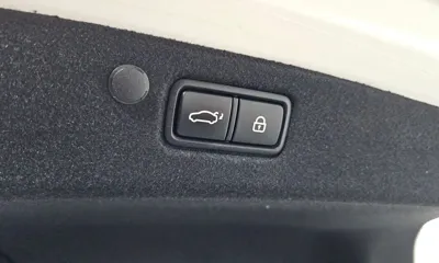 Hyundai Grandeur 2021, 89936 км, за 12421.54 USD - фото 20