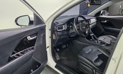 Kia Niro 2017, 102478 км, за 8467.9 USD - фото 10