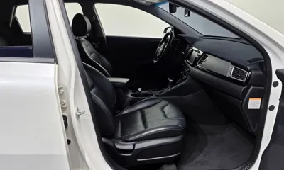 Kia Niro 2017, 102478 км, за 8467.9 USD - фото 11