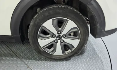 Kia Niro 2017, 102478 км, за 8467.9 USD - фото 21