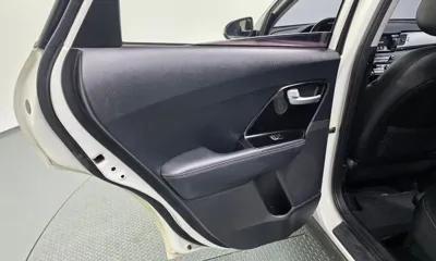 Kia Niro 2017, 102478 км, за 8467.9 USD - фото 25