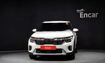 Kia Seltos 2023, 18251 км, за 25677.69 USD