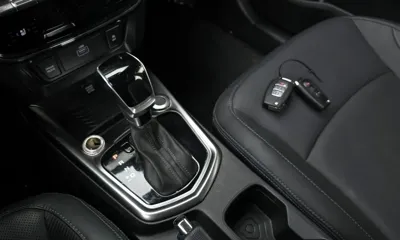 KG_Mobility_Ssangyong TIBOLI 2023, 37777 км, за 10927.14 USD - фото 9