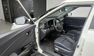 KG_Mobility_Ssangyong TIBOLI 2023, 37777 км, за 10927.14 USD - фото 11