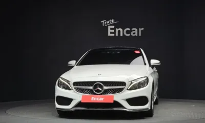 Mercedes-Benz C-Class 2017, 105984 км, за 12487.61 USD