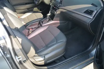 Hyundai Avante 2016, 136761 км, за 4823.26 USD - фото 15