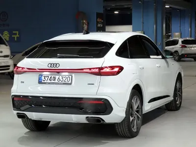 Audi Q5 2025, 15 км, за 60499.66 USD