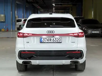 Audi Q5 2025, 15 км, за 60499.66 USD
