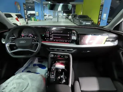 Audi Q5 2025, 15 км, за 60499.66 USD - фото 7