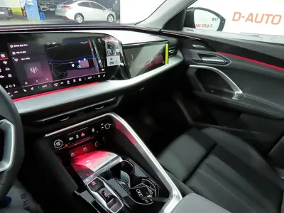 Audi Q5 2025, 15 км, за 60499.66 USD - фото 9