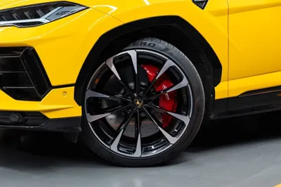 Lamborghini Urus 2024, 15377 км, за 218590 USD