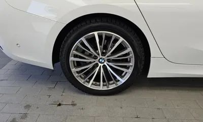 BMW 3-Series 2021, 47187 км, за 18827.37 USD