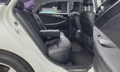 Hyundai Sonata 2010, 37044 км, за 3106.82 USD - фото 12