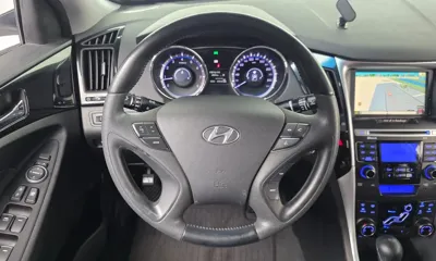 Hyundai Sonata 2010, 37044 км, за 3106.82 USD - фото 13
