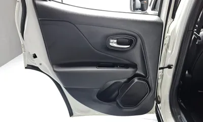 Jeep Renegade 2020, 57892 км, за 10699.75 USD - фото 25