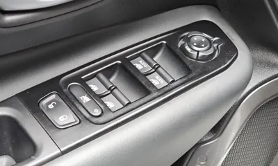 Jeep Renegade 2020, 57892 км, за 10699.75 USD - фото 27