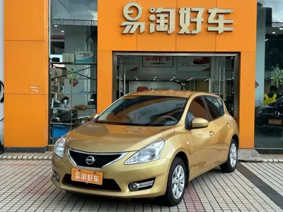 Nissan Tiida · 2014 год