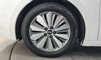 Hyundai Grandeur 2015, 171592 км, за 4495.12 USD