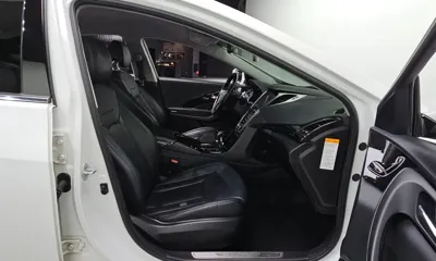 Hyundai Grandeur 2015, 171592 км, за 4495.12 USD - фото 12