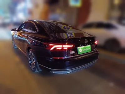 Volkswagen Passat 2019, 60700 км, за 13529 USD - фото 4