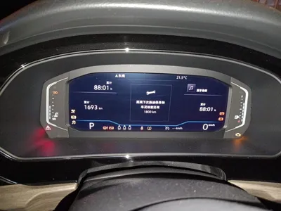 Volkswagen Passat 2019, 60700 км, за 13529 USD - фото 12