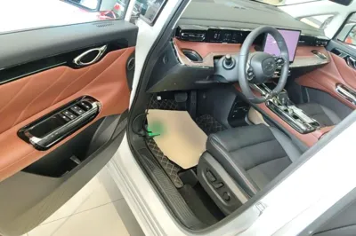 GAC Trumpchi E8 New Energy 2024, 5400 км, за 25453 USD - фото 18