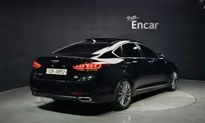 Hyundai Genesis 2016, 120610 км, за 9637.3 USD