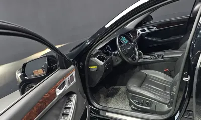 Hyundai Genesis 2016, 120610 км, за 9637.3 USD - фото 10