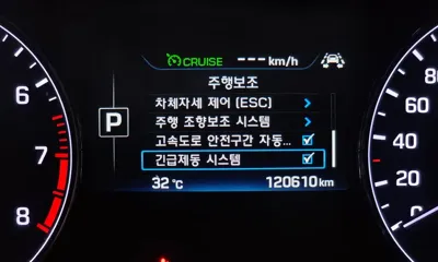 Hyundai Genesis 2016, 120610 км, за 9637.3 USD - фото 28