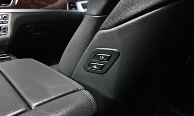 Hyundai Genesis 2016, 120610 км, за 9637.3 USD - фото 30
