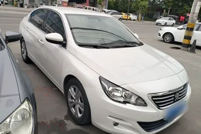 Peugeot 408 2014, 111199 км, за 4455 USD