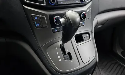 Hyundai Starex 2019, 101963 км, за 9706.86 USD - фото 9