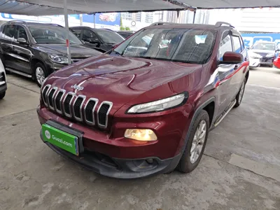 Jeep Cherokee · 2016 год