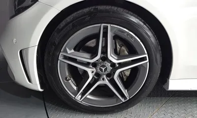 Mercedes-Benz C-Class 2019, 97001 км, за 16738.87 USD