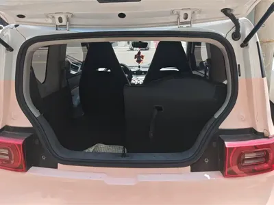 Wuling MINIEV 2022, 33400 км, за 2628.32 USD