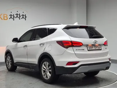 Hyundai Santafe 2016, 133344 км, за 7333.99 USD