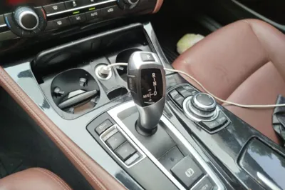 BMW 5 Series 2013, 126800 км, за 11220 USD - фото 13