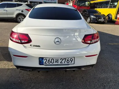 Mercedes-Benz C-Class 2021, 86000 км, за 17723.51 USD