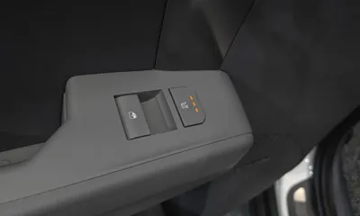 Kia EV3 2025, 38479 км, за 24615.99 USD - фото 27