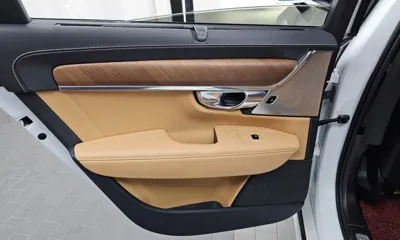 Volvo S90 2019, 65054 км, за 16848.83 USD - фото 25