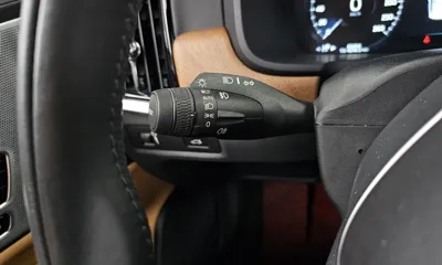 Volvo S90 2019, 65054 км, за 16848.83 USD - фото 28