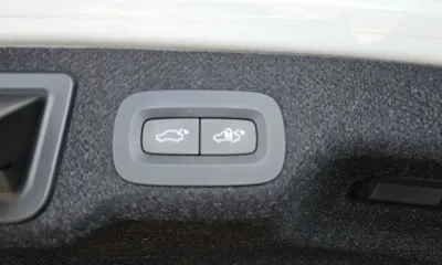 Volvo S90 2019, 65054 км, за 16848.83 USD - фото 35