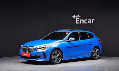 BMW 1-Series · 2022 год