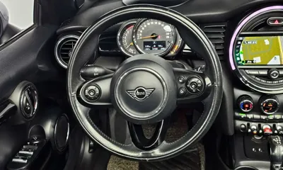 MINI Cooper Convertible 2019, 141326 км, за 8269.83 USD - фото 13