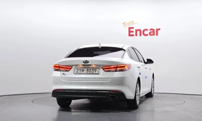 Kia K5 2017, 97896 км, за 7483.26 USD