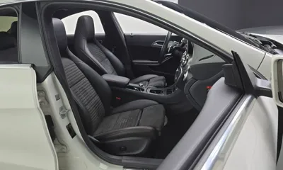 Mercedes-Benz CLA-Class 2018, 74249 км, за 10496.26 USD - фото 11