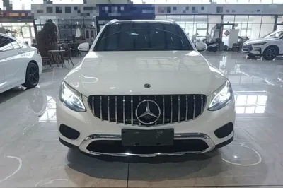 Mercedes-Benz GLC 2018, 110300 км, за 18964 USD