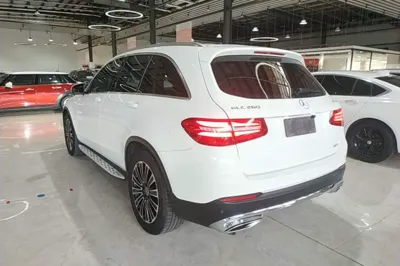 Mercedes-Benz GLC 2018, 110300 км, за 18964 USD