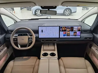 Li Auto Li MEGA 2026, 7700 км, за 72953.26 USD - фото 11